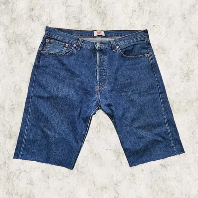 Short jean Levi’s 501 W34 (FR 44) – Coupe iconique, denim premium, style vintage tendance
